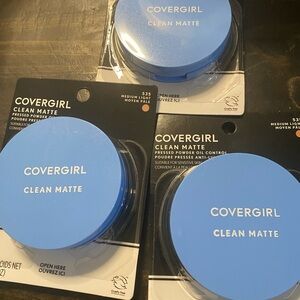 COVERGIRL Clean Matte Powder in medium light,  (3 new powders) (box 11)
